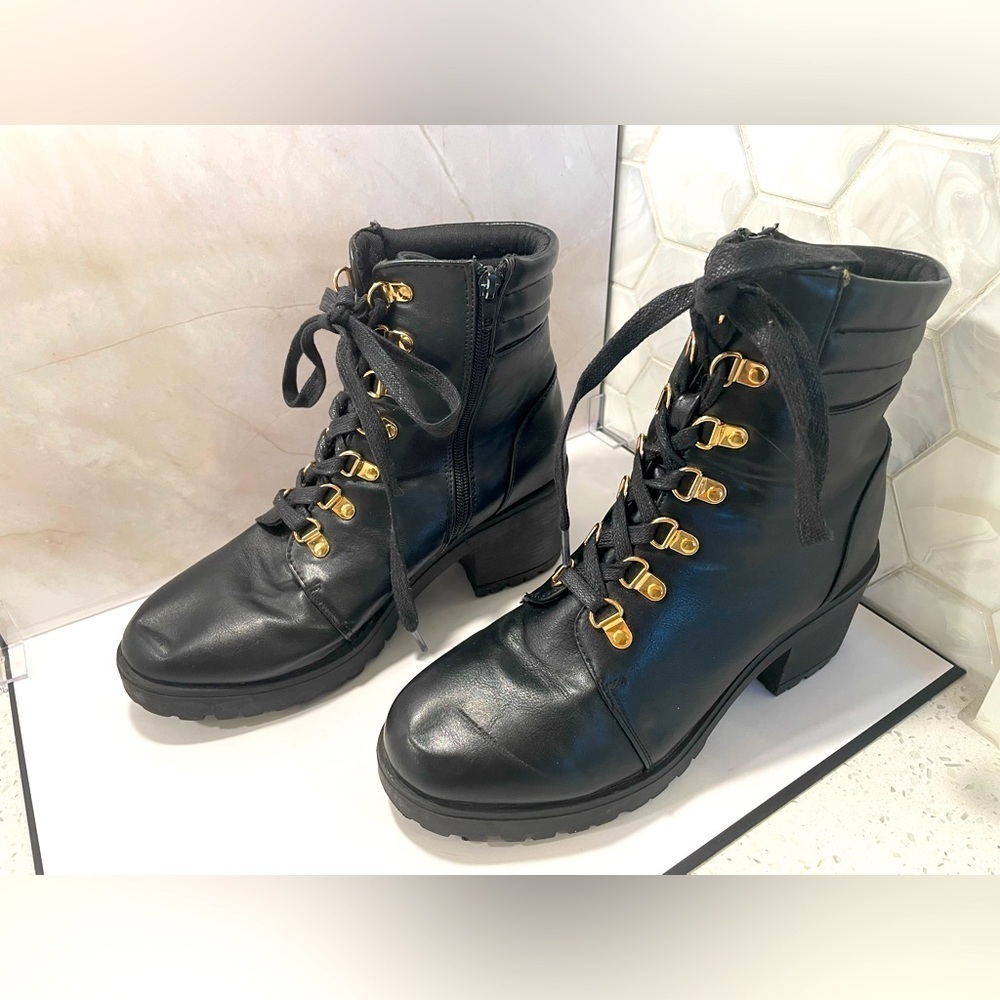 Catherine Malandrino Woman’s Black Combat Boots Size 9 Lace Up Boots Gold Accent